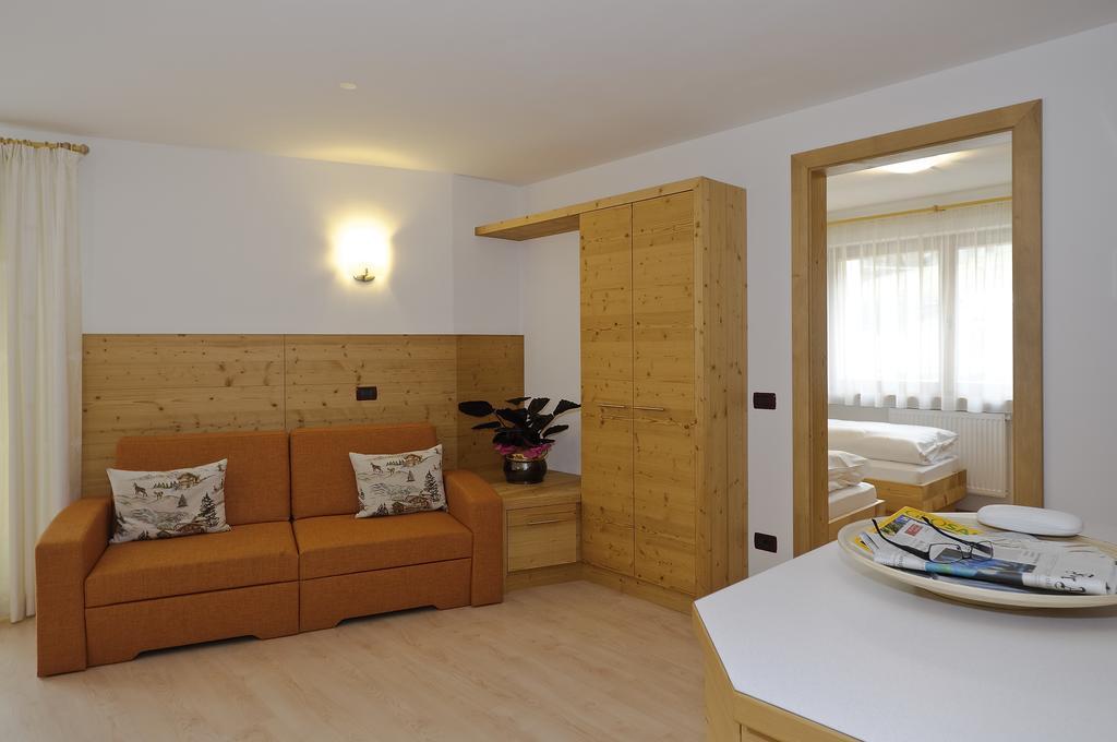 Residence Ciasa Mirasas Бадия Номер фото