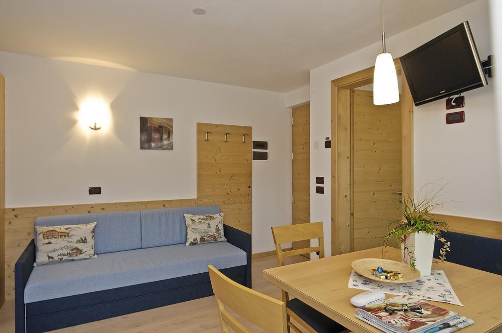 Residence Ciasa Mirasas Бадия Номер фото